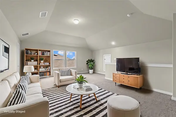 229 Tessaria DR, San Marcos, TX 78666
