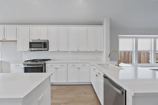 101 Broken Oak DR, Liberty Hill, TX 78642
