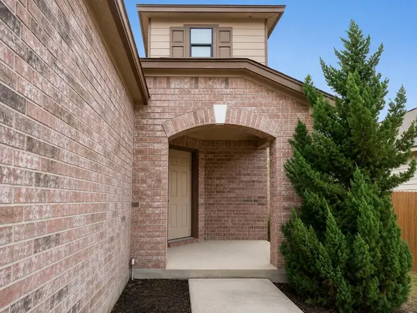 122 Rummel DR, Kyle, TX 78640