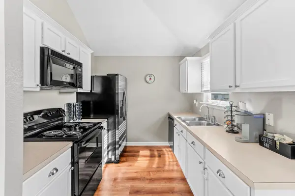 116 Soapstone DR, Jarrell, TX 76537