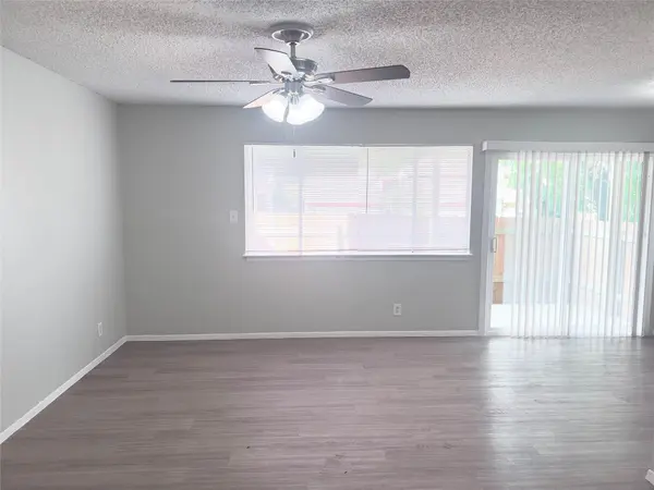 8907 Parkfield DR #101, Austin, TX 78758