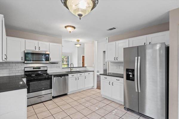 2510 Beverly CV, Leander, TX 78641