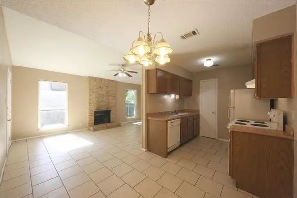 9802 Brasher DR #B, Austin, TX 78748