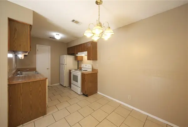 9802 Brasher DR #B, Austin, TX 78748