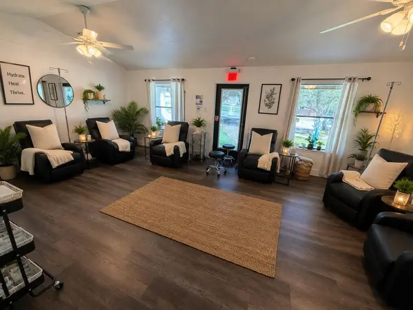 20308 Dawn DR, Lago Vista, TX 78645
