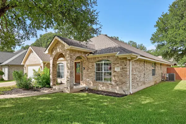 30112 Spyglass CIR, Georgetown, TX 78628