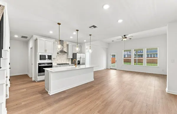 112 Singing Dove WAY, Liberty Hill, TX 78642
