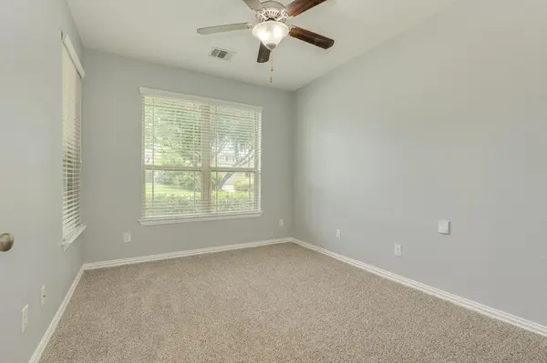 2701 Auburn Chestnut LN, Pflugerville, TX 78660