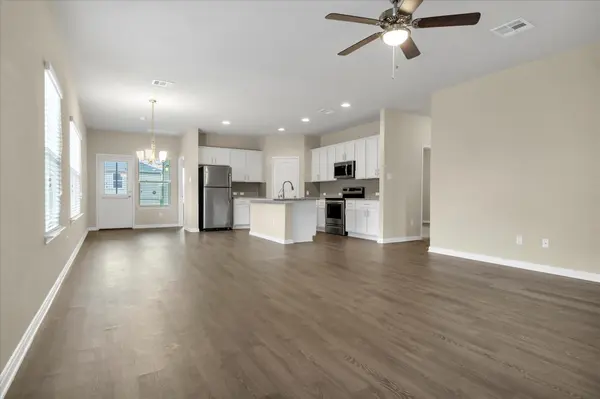 1013 Gaelic DR, Georgetown, TX 78626