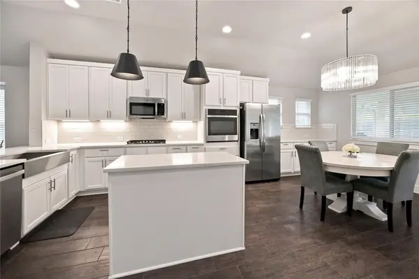 1732 Arapaho Mountain PASS, Leander, TX 78641