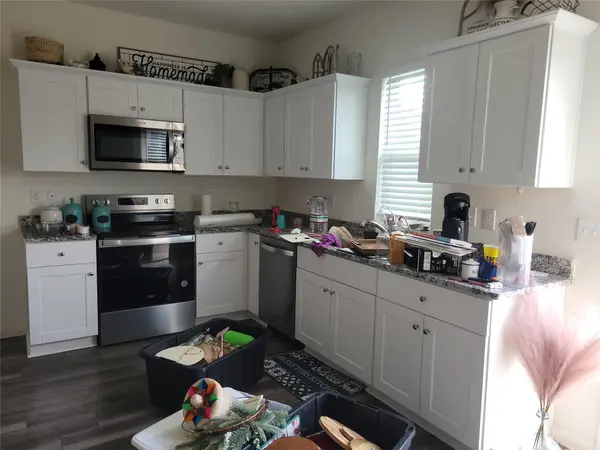 107 Gemsbok RD, Hutto, TX 78634