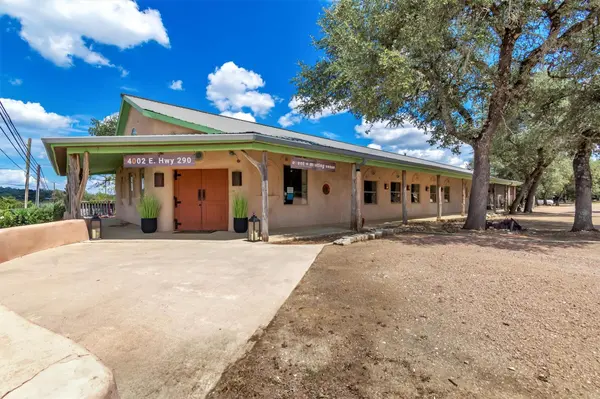 4002 E Highway 290 HWY, Dripping Springs, TX 78620