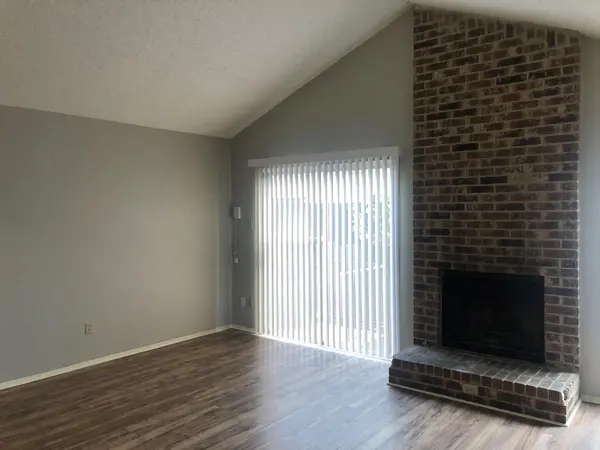 7002 Ivory Key CT #B, Austin, TX 78745