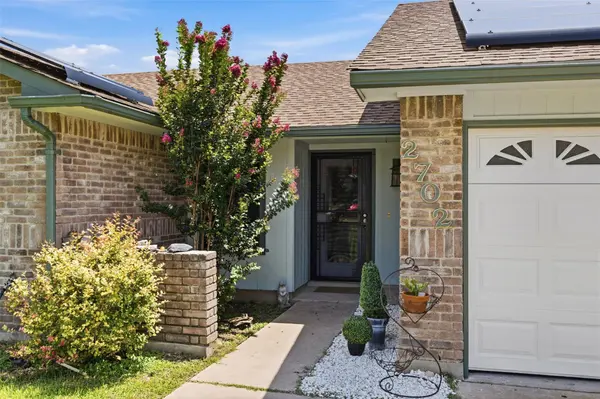 2702 Julie CV, Taylor, TX 76574