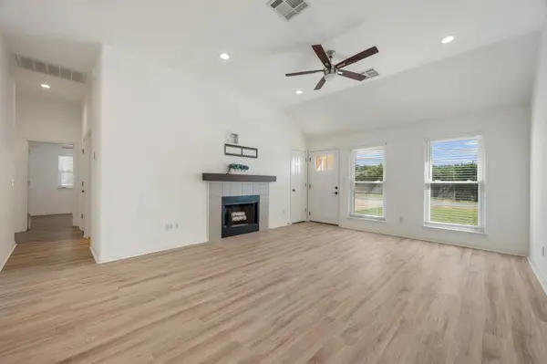 10114 Janet LOOP, Dripping Springs, TX 78620