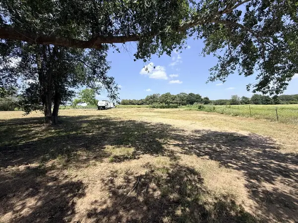 10901 County Road 367, Caldwell, TX 77836