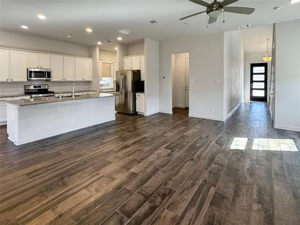 1245 Westborough LN, Leander, TX 78641