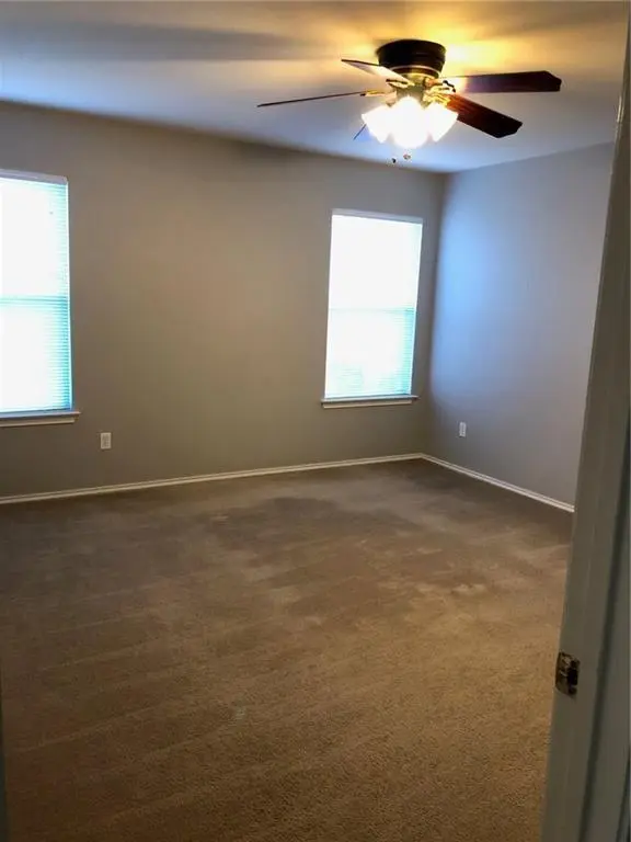 144 Star Of Texas DR, Kyle, TX 78640