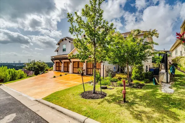 306 Olivia DR #125, Austin, TX 78738