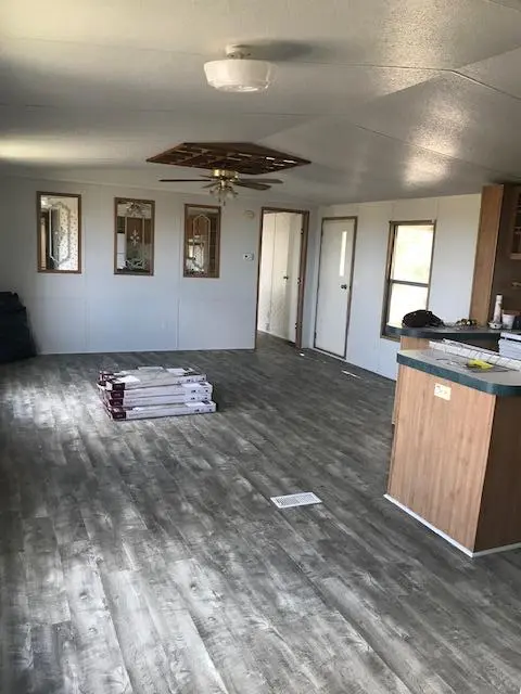 1201 County Road 460 RD, Coupland, TX 78615