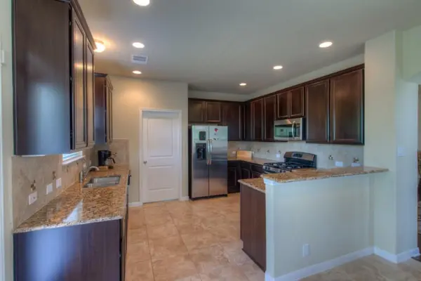 8520 WHITE IBIS DR, Austin, TX 78729