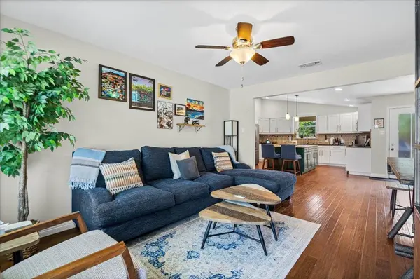 8514 Burrell DR, Austin, TX 78757