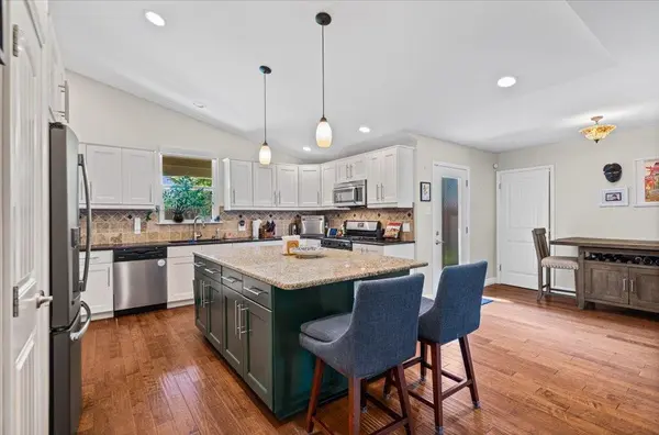 8514 Burrell DR, Austin, TX 78757