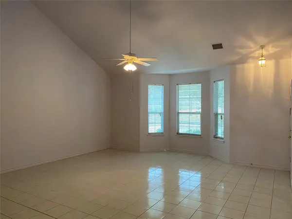 1850 Logan DR, Round Rock, TX 78664
