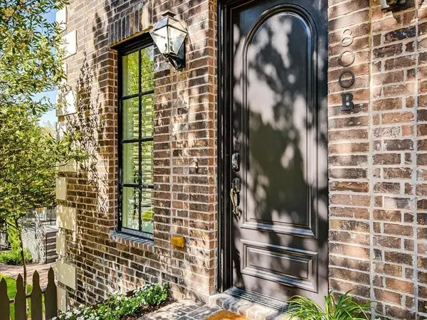 800 Rosedale TER #B, Austin, TX 78704