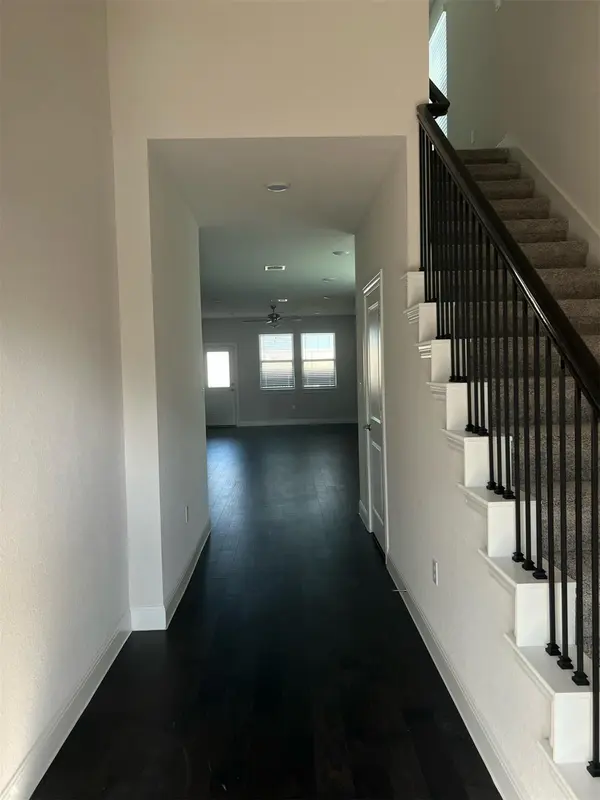 15501 Ellinger DR, Austin, TX 78728