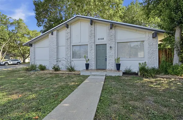 2208 Deadwood DR, Austin, TX 78744