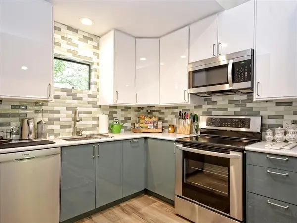1524 Piedmont Ave #B, Austin, TX 78757