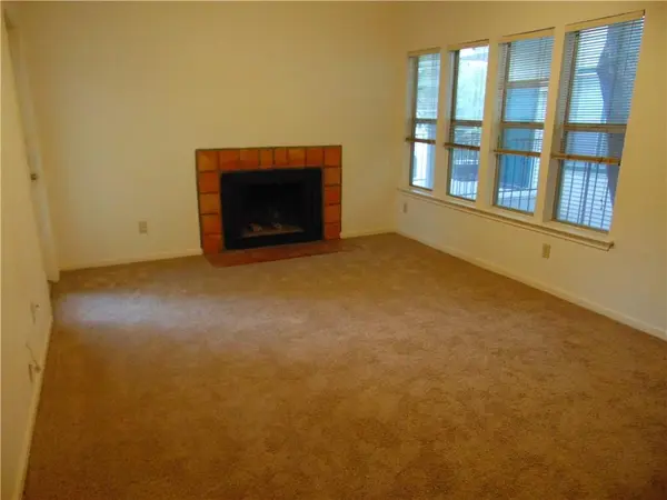 3115 Tom Green ST #307, Austin, TX 78705