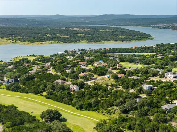 4714 Country Club DR, Lago Vista, TX 78645