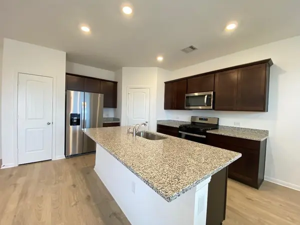 100 Calla LN, Georgetown, TX 78626