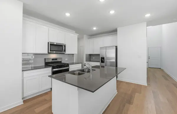 165 Golden Bell WAY, Buda, TX 78610