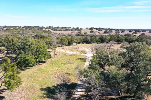 240 Pecan BR, Florence, TX 76527