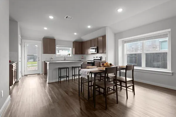 321 Buffalo View LN, Georgetown, TX 78628