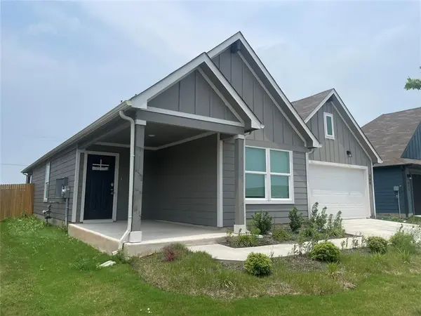 309 Mulberry Creek LN, Hutto, TX 78634