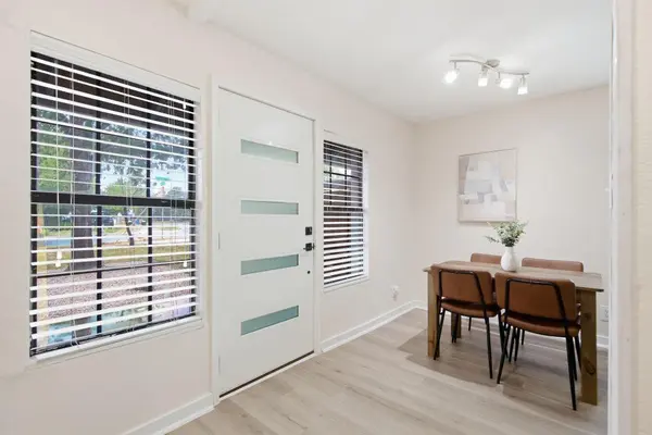 6100 Calmar CV, Austin, TX 78721