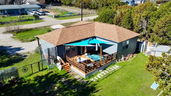 1104 Blueridge DR, Canyon Lake, TX 78133