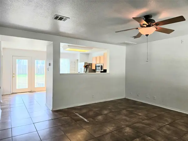 161 Beech DR, Kyle, TX 78640