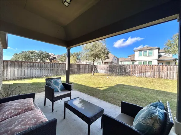 1357 Kneehigh LN, Georgetown, TX 78633
