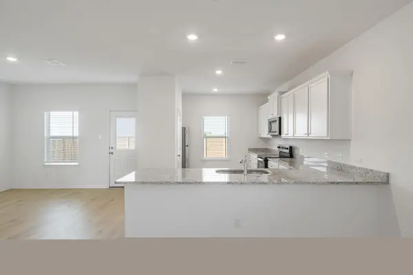 152 Wirepass CRST, Jarrell, TX 76537