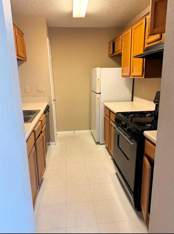 811 Lexington RD #A, Elgin, TX 78621