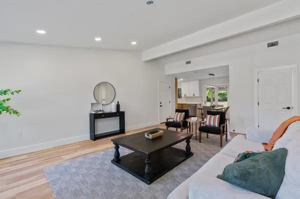 9009 Glenn LN, Austin, TX 78753