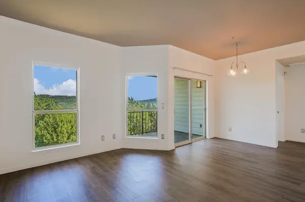 6000 Shepherd Mountain CV #1011, Austin, TX 78730