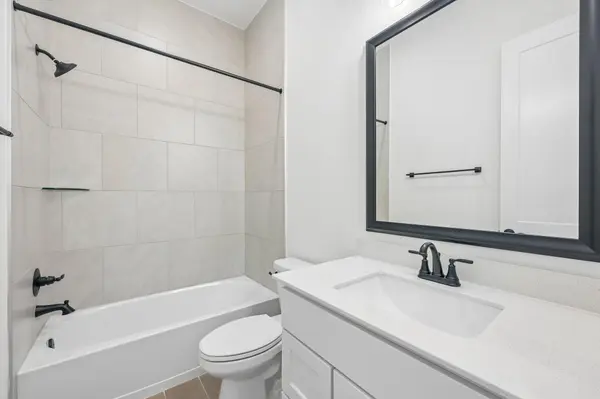 13709 Ryan Range LN, Elgin, TX 78621