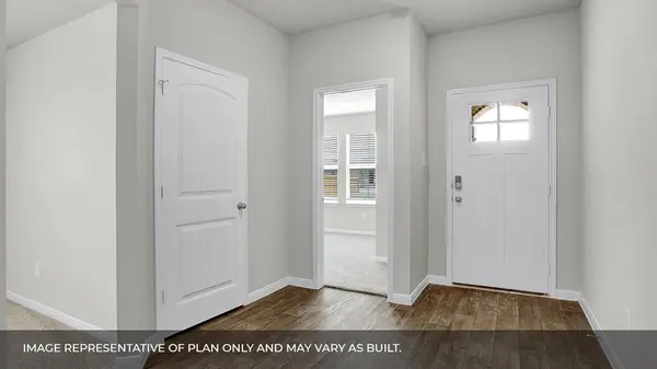 148 Gilmer LN, Buda, TX 78610