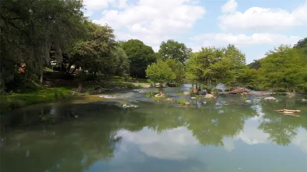 1731 Riada DR, New Braunfels, TX 78132